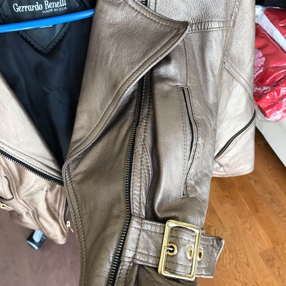 Leather jacket - Picture 3 of 5